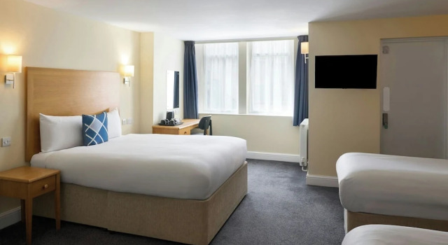 Двухместный семейный номер Standard Four Points Flex by Sheraton Brighton Seafront