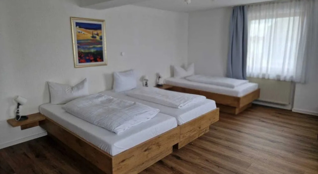 Трёхместный номер Comfort Hotel Sonnenkeller