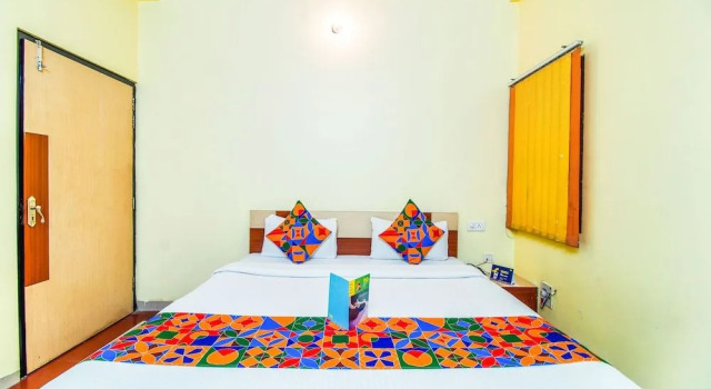 FabHotel Starleaf Prime, Забронировать Отель Отели штата Раджастхана с парковкой, Парковка