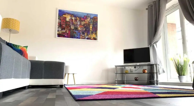 Апартаменты с балконом Grand Central Littleover Deluxe