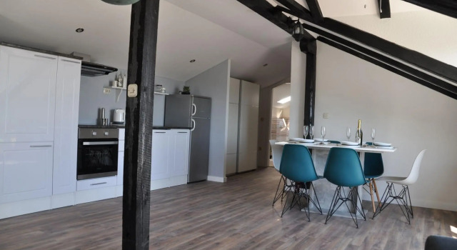 Špiro - Parking and Barbecue - A2 Potkrovlje, Book Hotel Trecanica Split-Dalmatia County