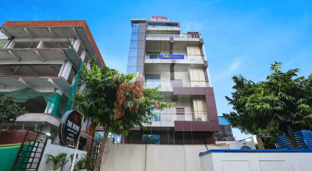 Fabhotel A2S, Забронировать Отель Нойда штат Уттар-Прадеш