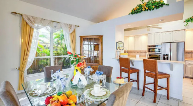 Tarpon Point Retreat w/ Dock: 1 Mi to Marina!