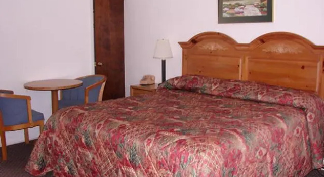 Red Carpet Inn & Suites Morgantown, Rezervasyon Otel Morgantown Pensilvanya