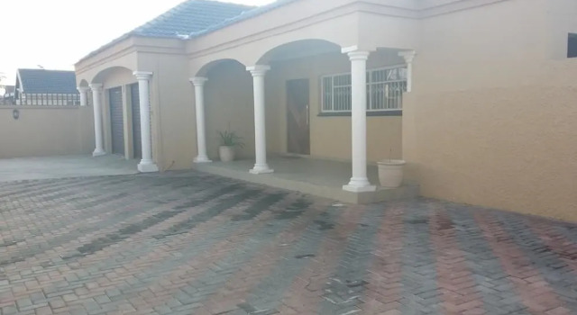 Alicia's B&B