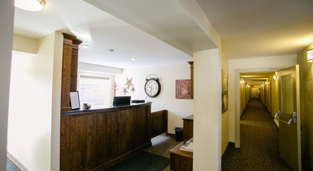 The Sleepy Owl, Buchen Sie Hotel Fort Frances Ontario