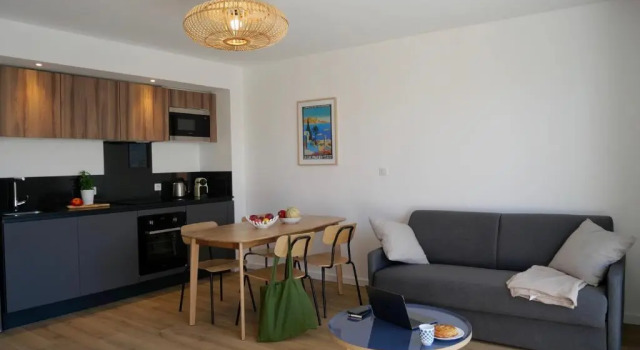 Апартаменты Superbe appt neuf, climatisé 2nd ligne, balcon, jardin, prestations haut de gamme 2