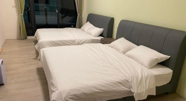 71 Cafe B&B, Забронировать Отель «постель и завтрак» Отели Саньмин с парковкой, Парковка