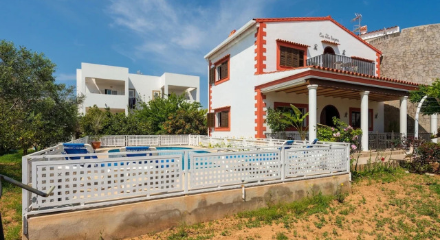 Casa en Ibiza - vistas Dalt Vila, Book Villa Hotels in Ibiza with a Pool, Swimming Pool