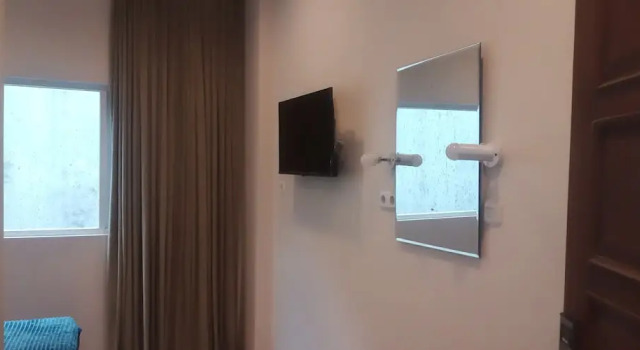 Economy Zimmer SunMoon