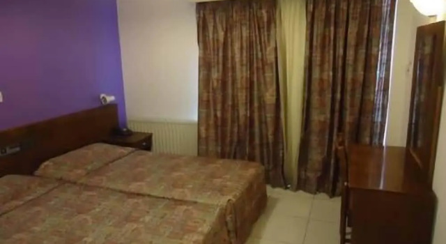 Студия Valana Hotel Apartments