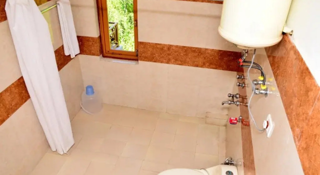 WoodyVu Mansari Cottage
