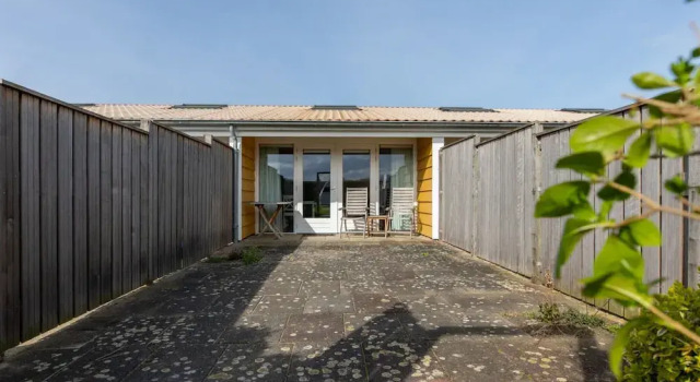 Stylish Zeeland Stay BBQ, Book Vacation Home Vlissingen 