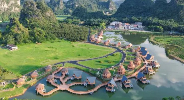 Peak View Wild Luxury Resort, Prenota Resort Qingyuan Guangdong
