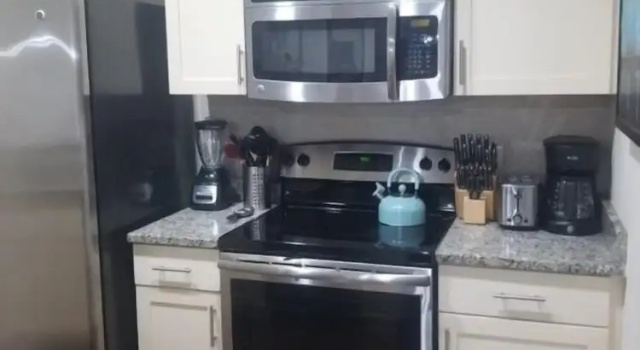 Номер Standard 3 Bed 2 Bath Condo In Lucaya Village Near Disney 3 Bedroom Townhouse by RedAwning