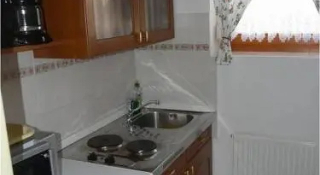 Anna Apartman