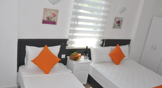 Mese Hotel & Apartments