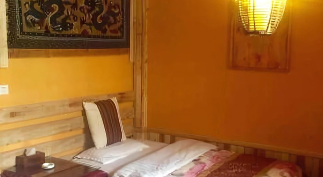 Amdo Coffee House Inn, Book Hotel Songpan Sichuan