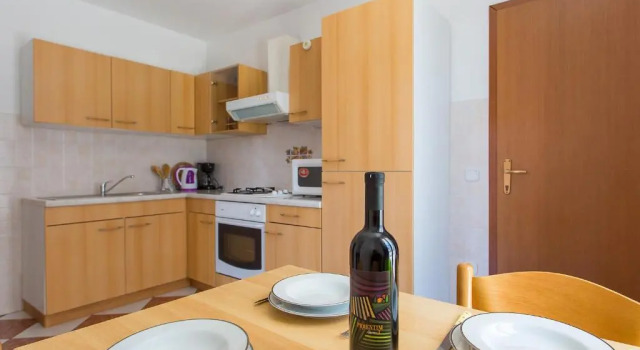 Апартаменты с балконом Apartments AVA