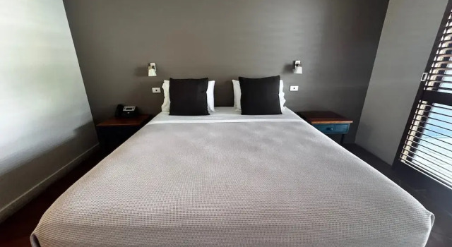 Номер Standard с балконом Sovereign Resort Hotel