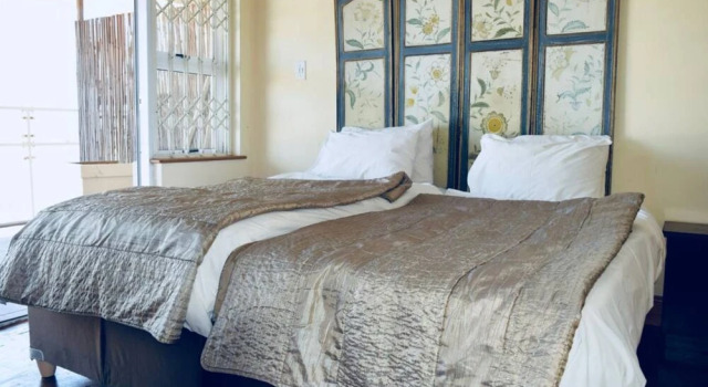 3 Bedroom House 3 Bathtoom, Забронировать Отель Отели Кейптауна 3 звезды, рядом с MyCiTi Station Cape Town Stadium, 3*