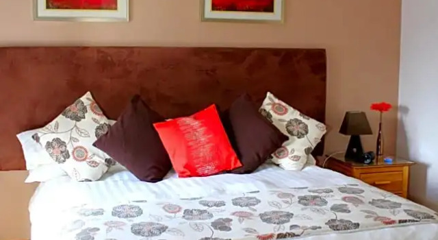 Backbrae House B&B, Забронировать Отель Отели Ланаркшир с парковкой, Парковка