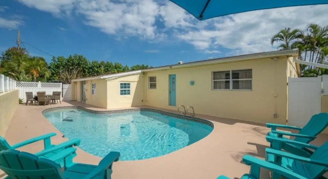 Family Getaway Pool Patio Fire Pit Walk To The Beach, Reserva ahora Hotel Satellite Beach Space Coast