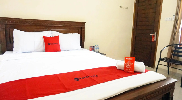 RedDoorz @ Jalan Kedawung