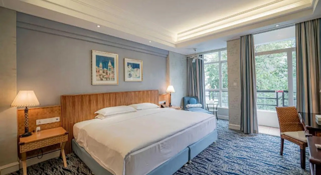 Двухместный номер Superior с видом на бассейн Goodview Hot Spring Hotel Tangxia