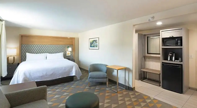 Двухместный люкс c 1 комнатой Holiday Inn - Bloomington W MSP Airport Area by IHG