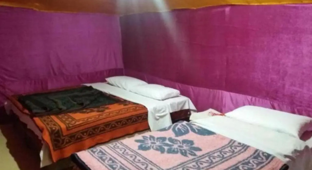 Nomad Bivouac, Rezervovat Hotel Hotely v Meknes-Tafilalet s parkováním, Parkování