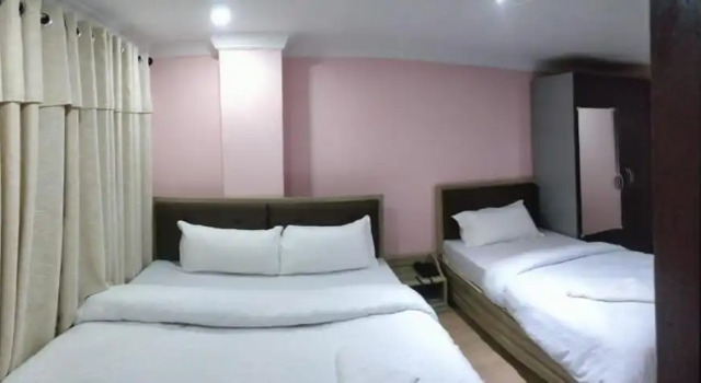 Номер Economy MeroStay 160 Samrajya