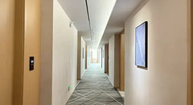 Home Inn Pebble Cloud Hotel (Danyang Lücheng Branch), Prenota Hotel Zhenjiang Jiangsu