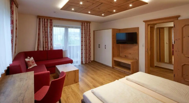 Четырёхместный номер Standard Alpenhotel Ernberg
