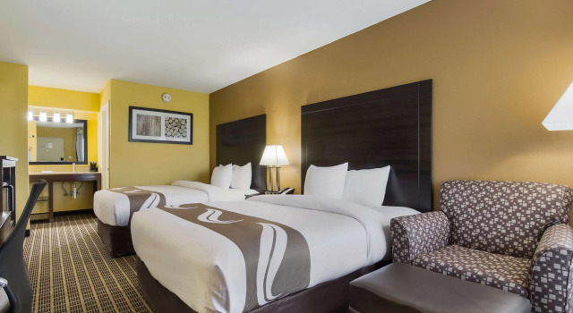Quality Inn, Reserva ahora Hotel Hoteles en London con piscina, Piscina