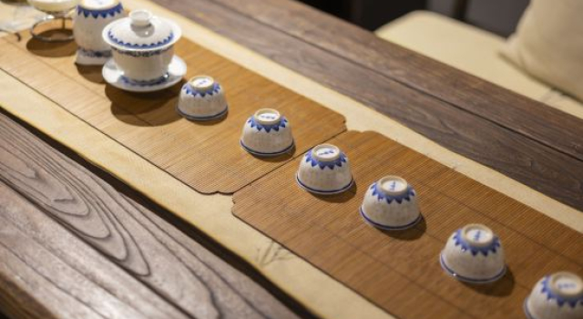 Foshan Heyiju Hotel (Bijiang Jinlou Branch)