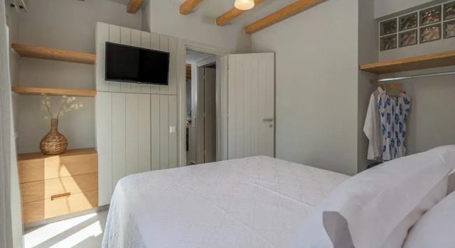 Люкс Superior с 2 комнатами с видом на море Castello Amorgos Suites