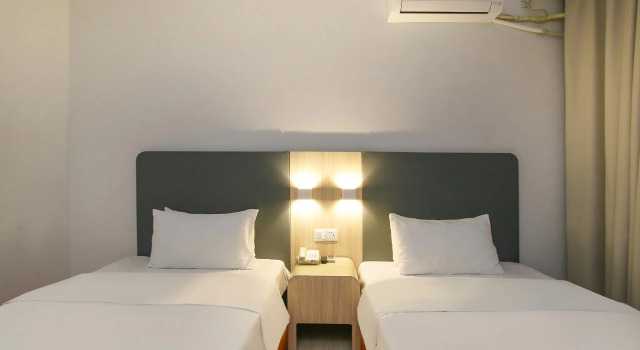 Двухместный номер Standard Hanting Hotel Nanjing Xinjiekou Huaqiao Road