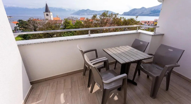 Апартаменты с видом на море Apartments Crnekovic Tomislava 8
