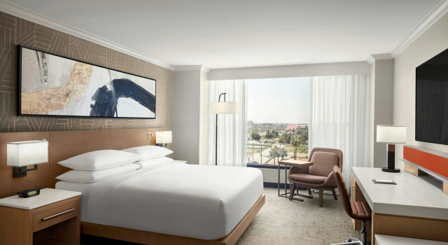 Delta Hotels by Marriott Anaheim Garden Grove