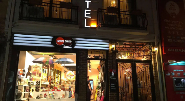 Art Nouveau Galata