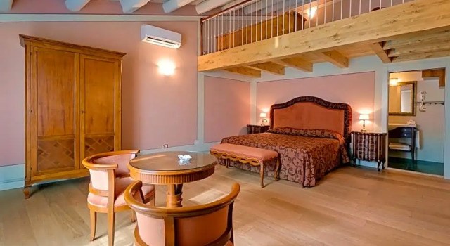 Il Vicolo Relais, Rezervovat Hotel Sirolo 