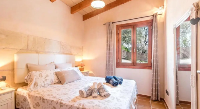 Villa - 1 Bedroom with Pool and WiFi - 108755