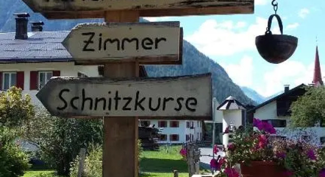 Haus Petra, Rezerwuj Hotel Bach Lechtal