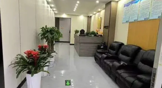 Yuehe Business Hotel, Prenota Hotel Hotel a Sichuan con parcheggio, Parcheggio