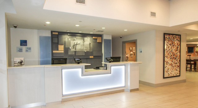 Holiday Inn Express Hotel & Suites Charleston-North by IHG
