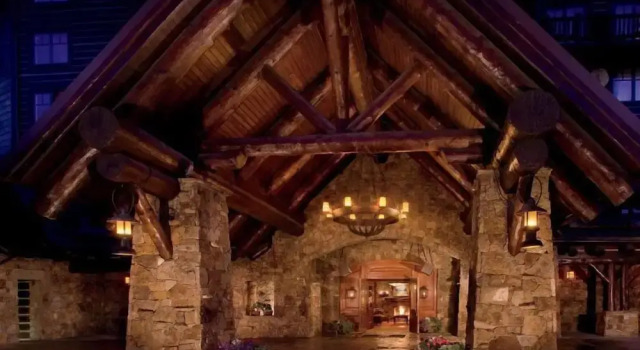 Bachelor Gulch Ritz-carlton Hotel Room With Ski in, Ski out Access, Hot Tub, and Full Service Spa