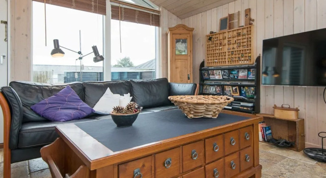 Quaint Holiday Home in Henne near Beach, Prenota Hotel Henne Strand Danimarca Meridionale