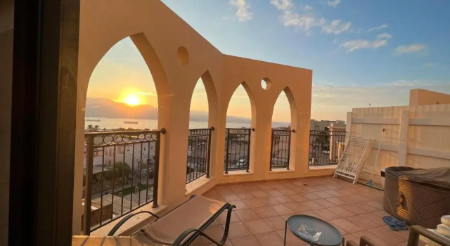 Apartamento con vista al mar Sea View Coral Suite