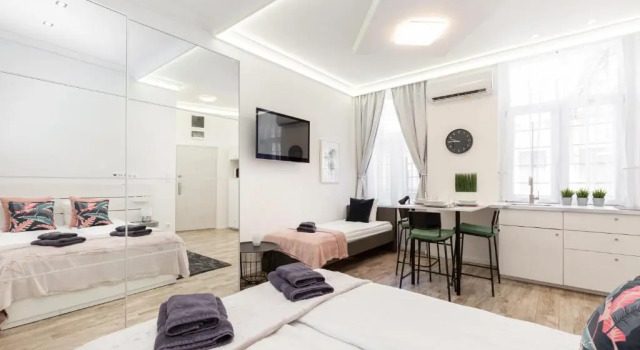 Апартаменты Standard Budapest Holidays Residence